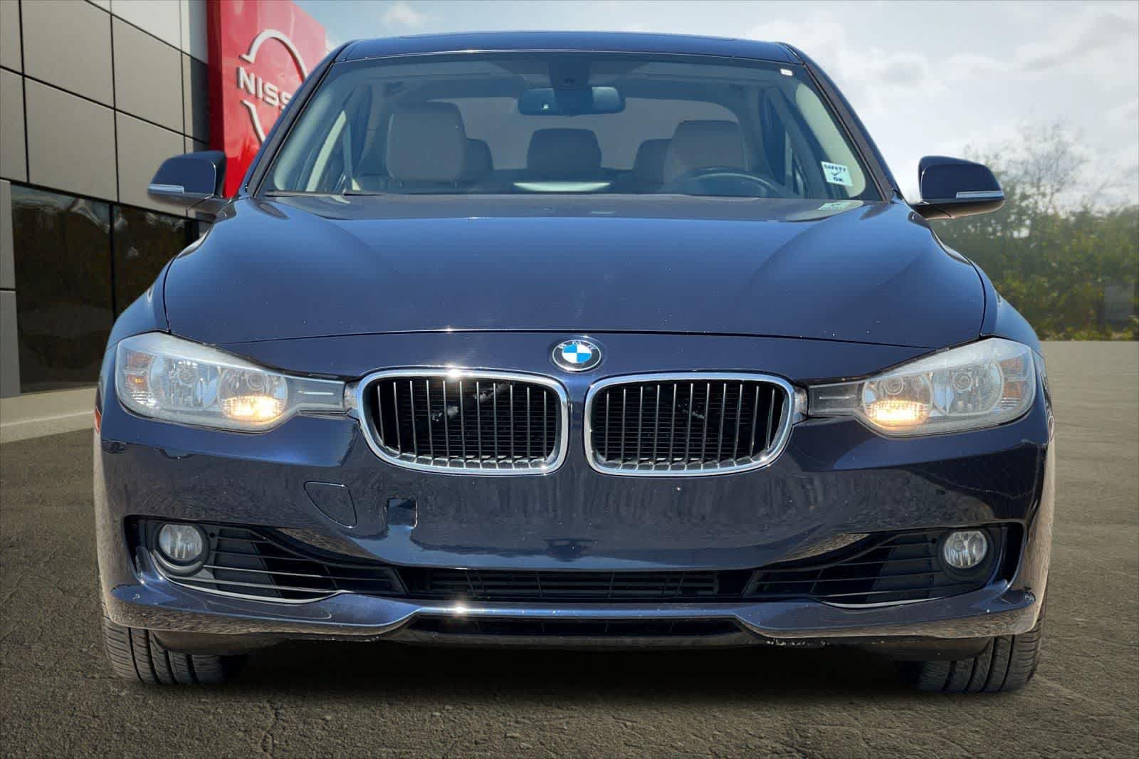 Used 2013 BMW 328i Sedan RWD image 11