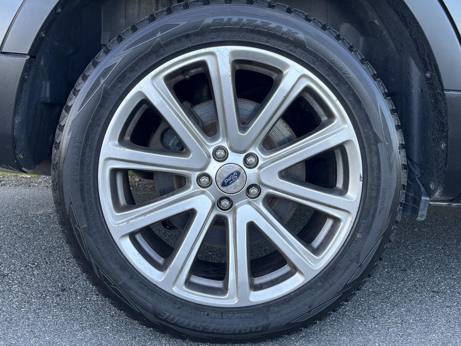 Used 2016 Ford Explorer Limited image 19