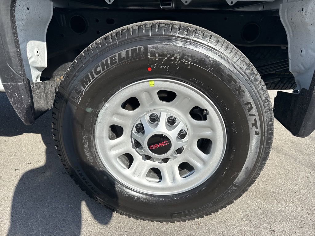 New 2026 GMC Sierra 2500 Pro image 31