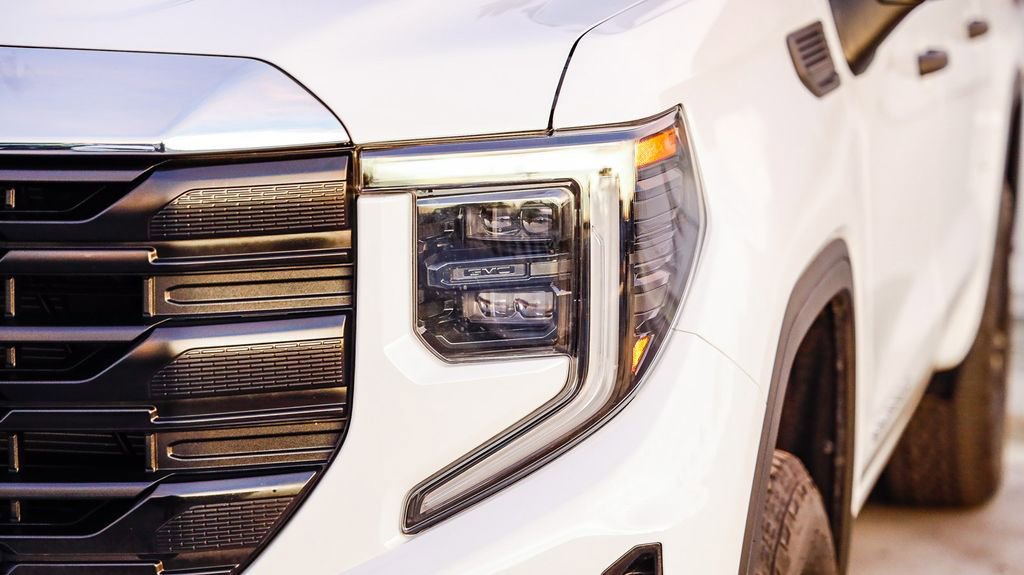 Used 2024 GMC Sierra 1500 Pro w/ Pro Value Package image 5