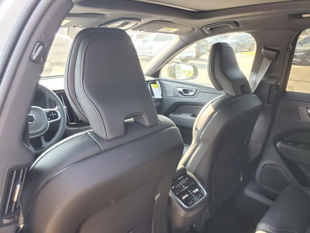New 2026 Volvo XC60 B5 Ultra w/ Protection Package Premier AWD/4WD image 25