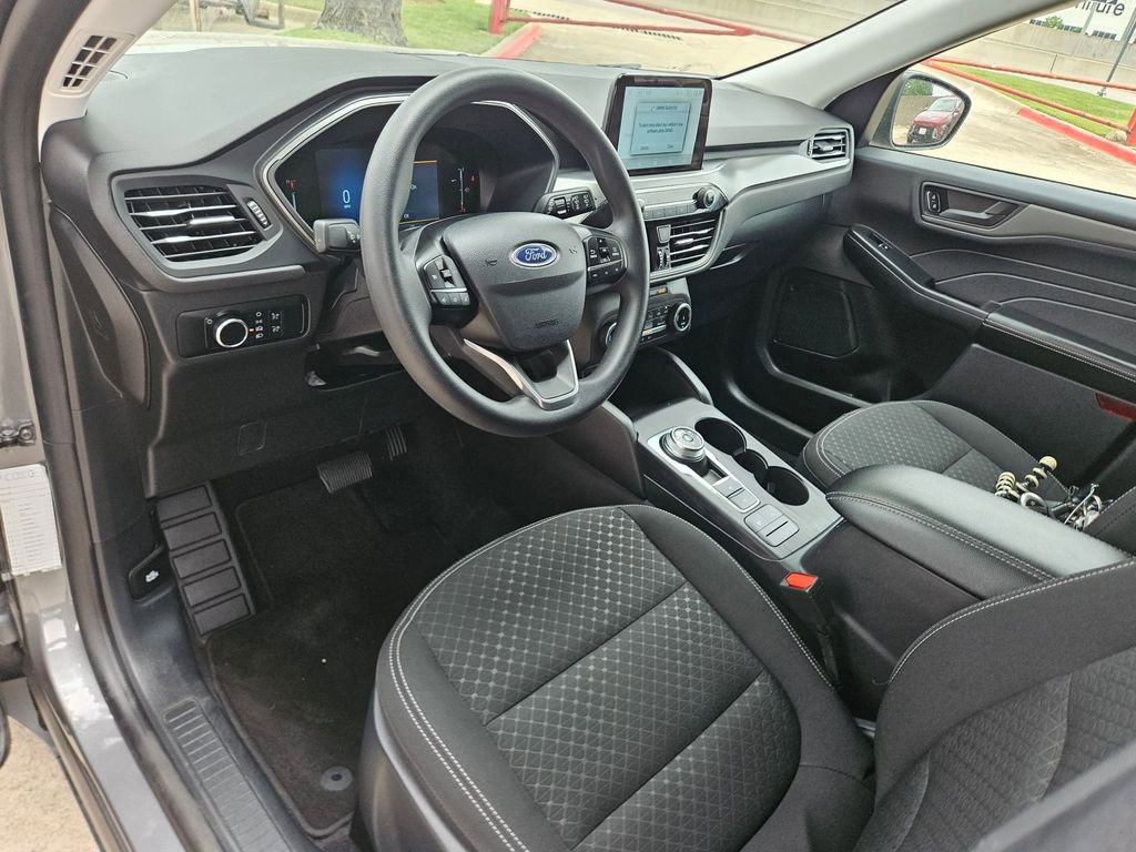 Used 2025 Ford Escape Active AWD/4WD image 13