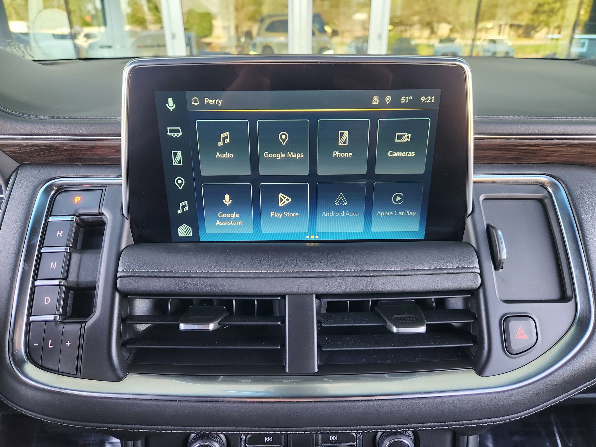 Used 2022 Chevrolet Tahoe LT w/ Luxury Package image 18