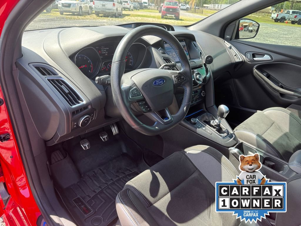 Used 2018 Ford Focus RS image 38