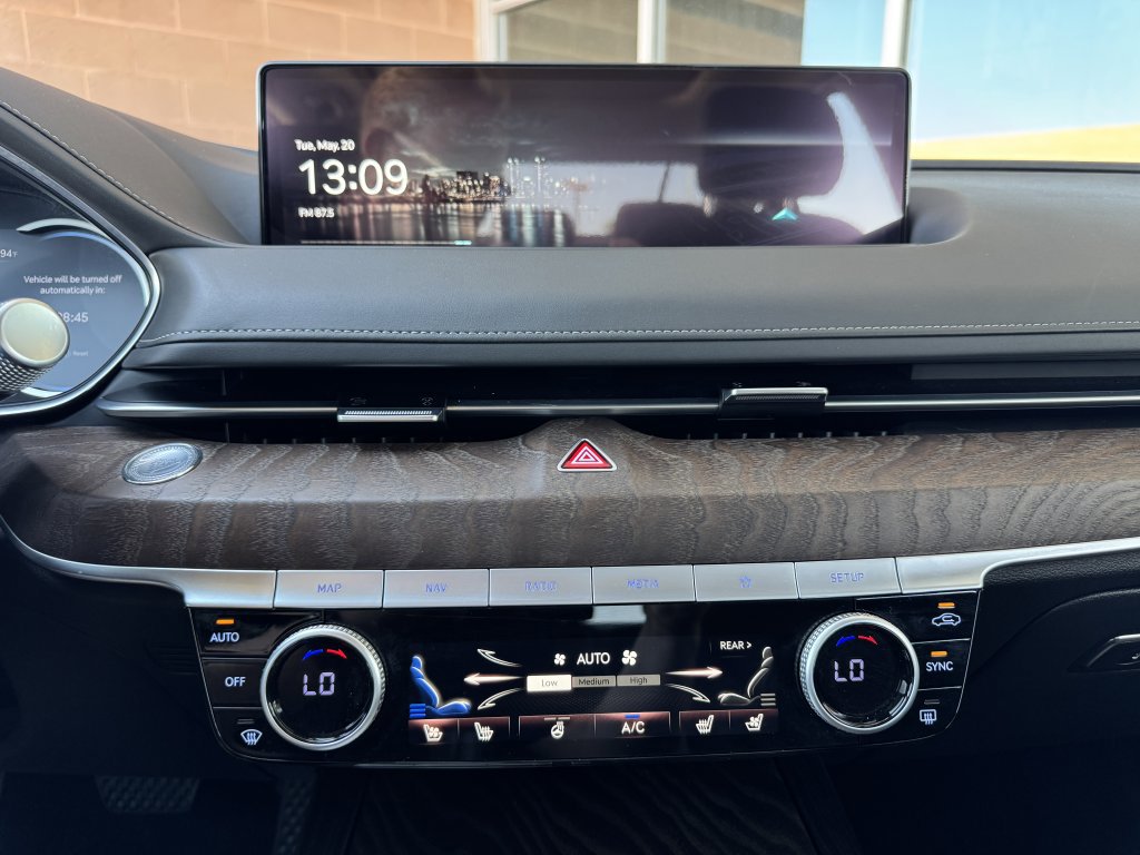 Used 2022 Genesis G80 2.5T w/ Prestige Package image 23