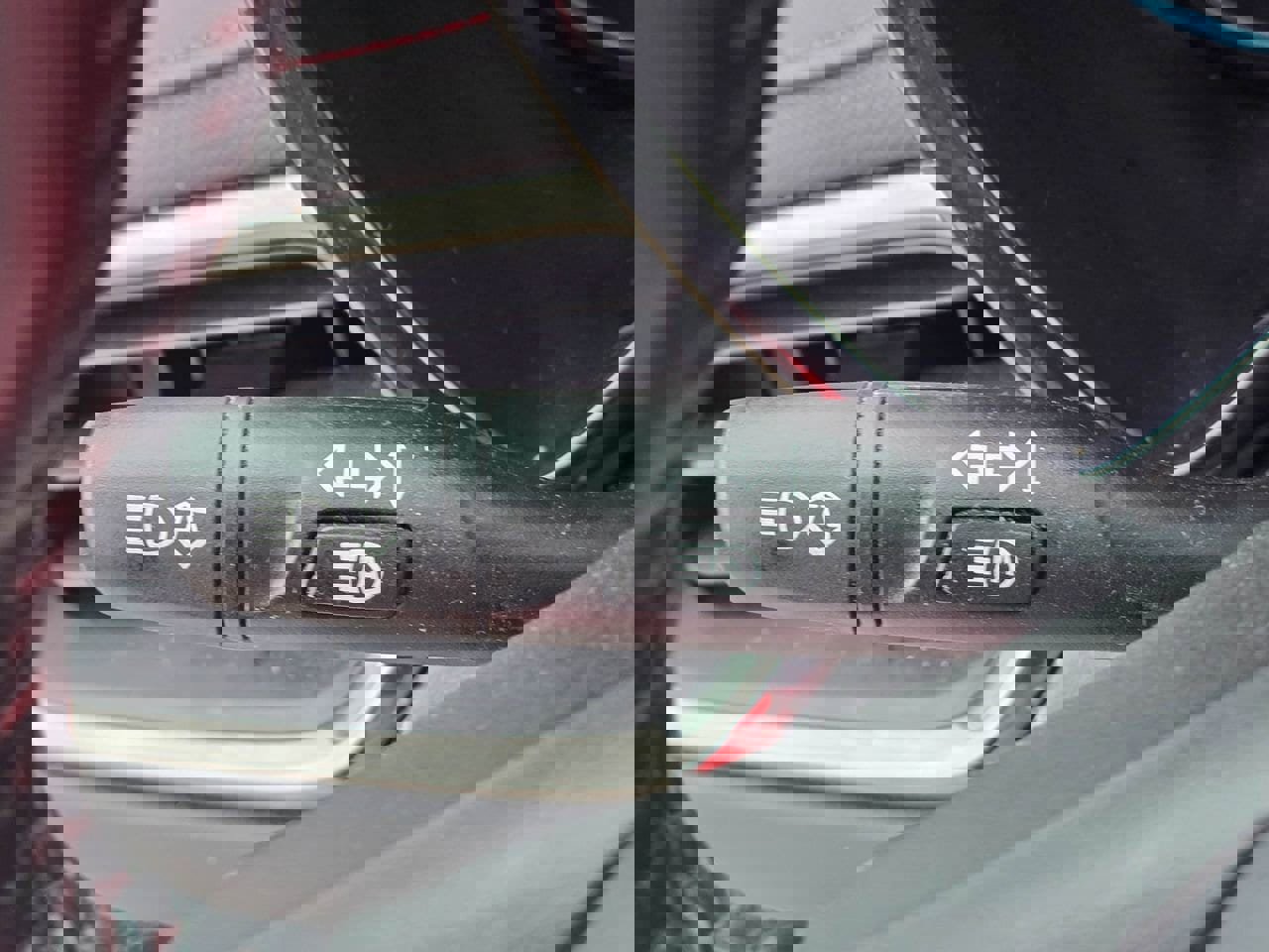 Used 2022 Chevrolet Equinox RS w/ RS Leather Package image 21