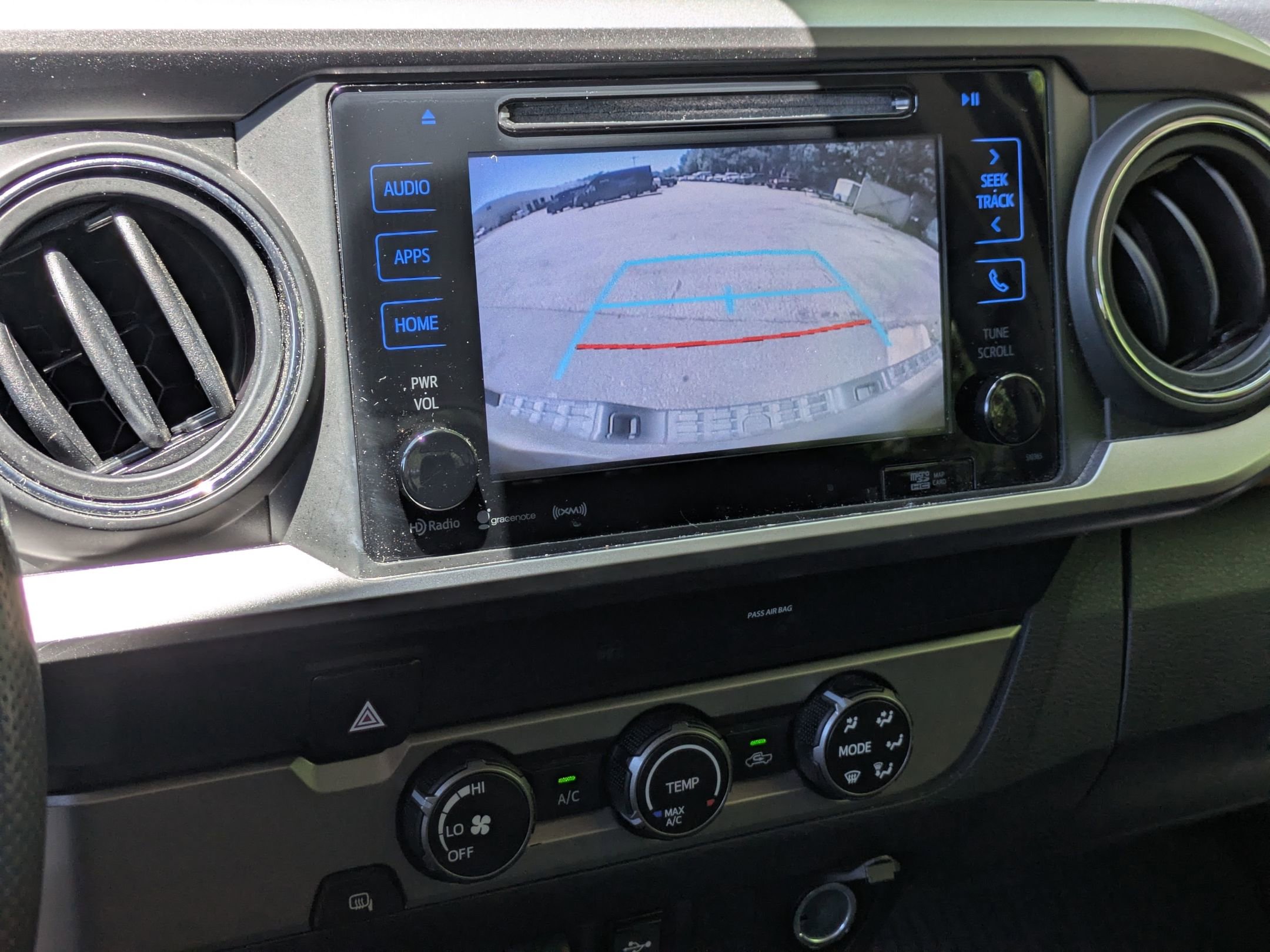 Used 2019 Toyota Tacoma SR5 RWD image 18