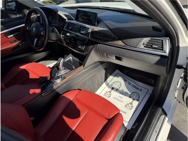 Used 2016 BMW 328i Sedan image 31