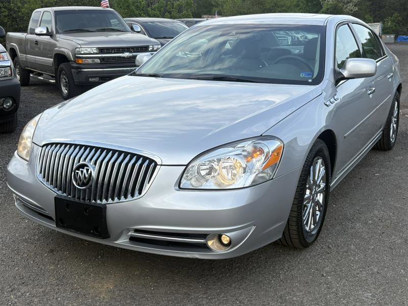 Used 2011 Buick Lucerne CXL FWD image 1