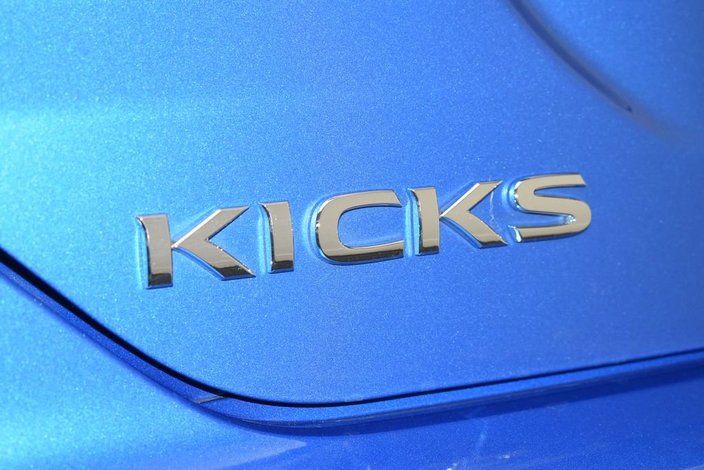 Used 2024 Nissan Kicks S FWD image 9