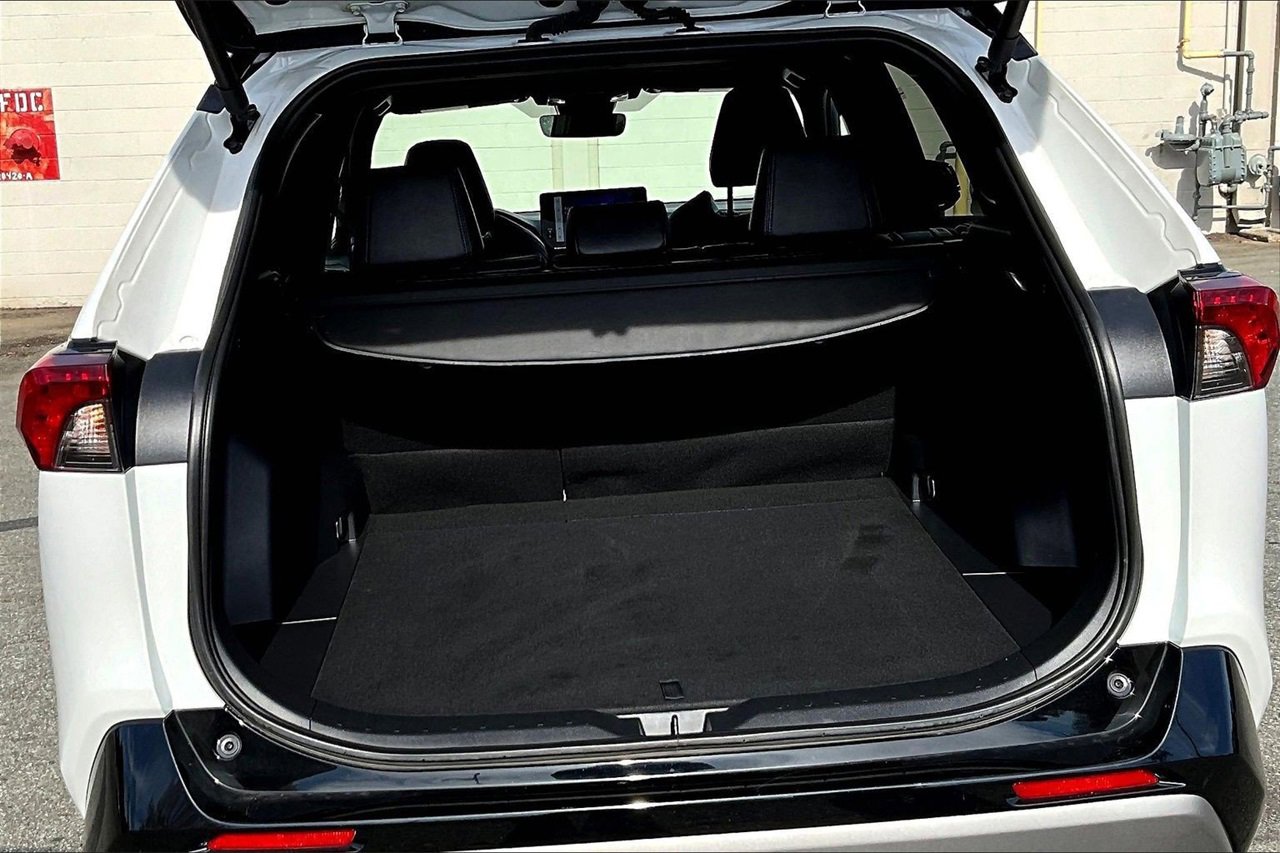 Used 2024 Toyota RAV4 XSE image 24