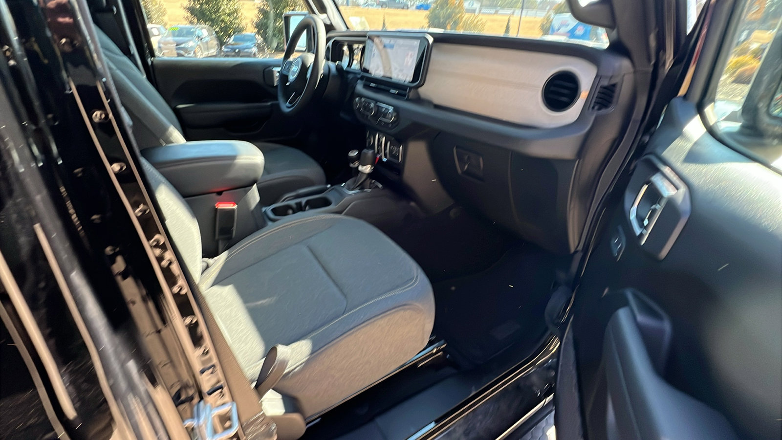 Certified 2025 Jeep Wrangler Sport S image 19