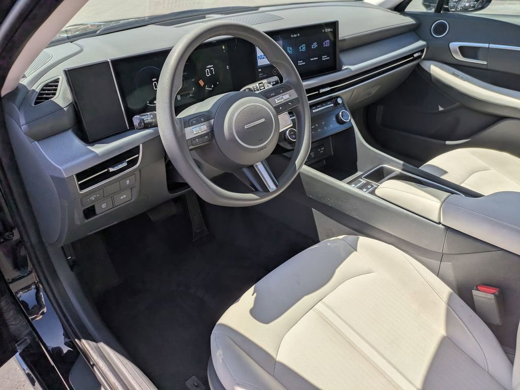 Used 2025 Hyundai Sonata SEL image 17