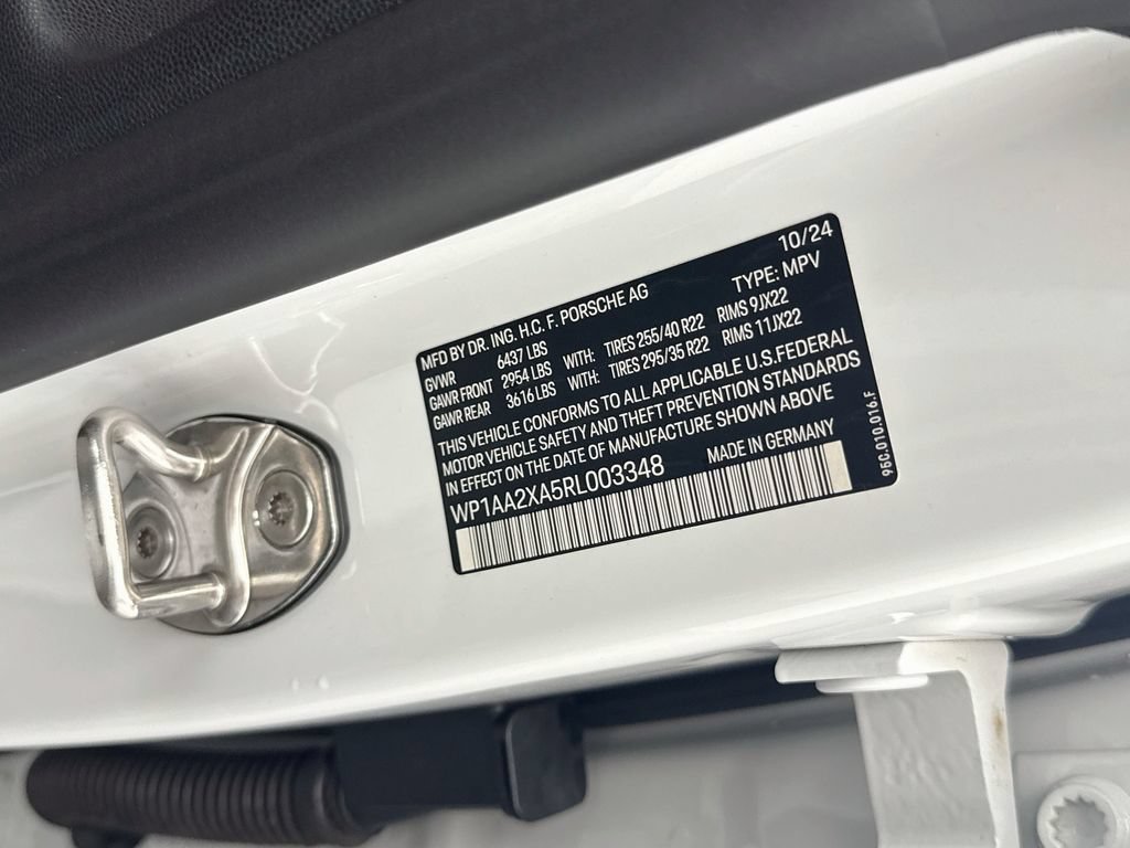 Used 2024 Porsche Macan 4 Electric AWD/4WD image 36