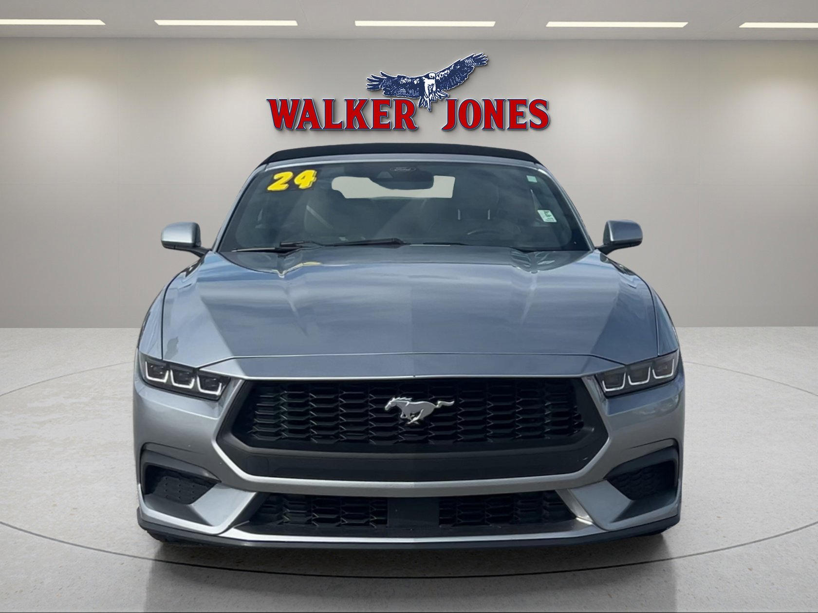 Used 2024 Ford Mustang Premium RWD image 8