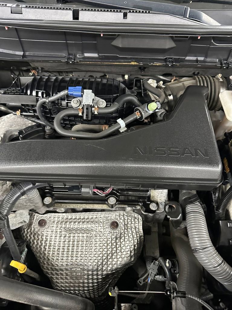 Used 2016 Nissan Rogue SL w/ SL Premium Package image 7