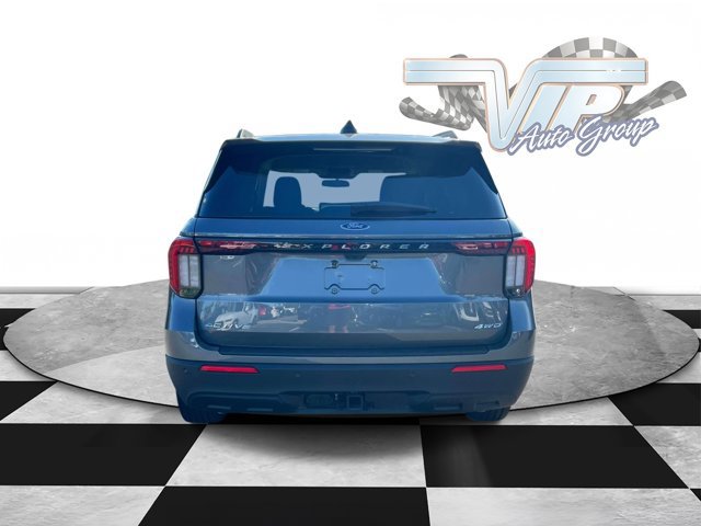 Used 2026 Ford Explorer Active AWD/4WD image 7