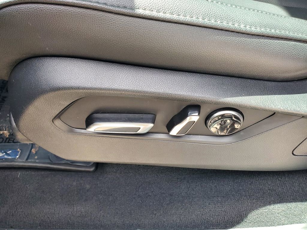 Used 2025 Acura MDX FWD image 20