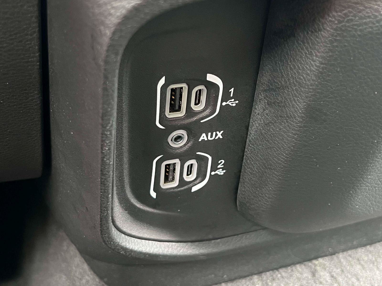 Used 2023 RAM 1500 Tradesman AWD/4WD image 13