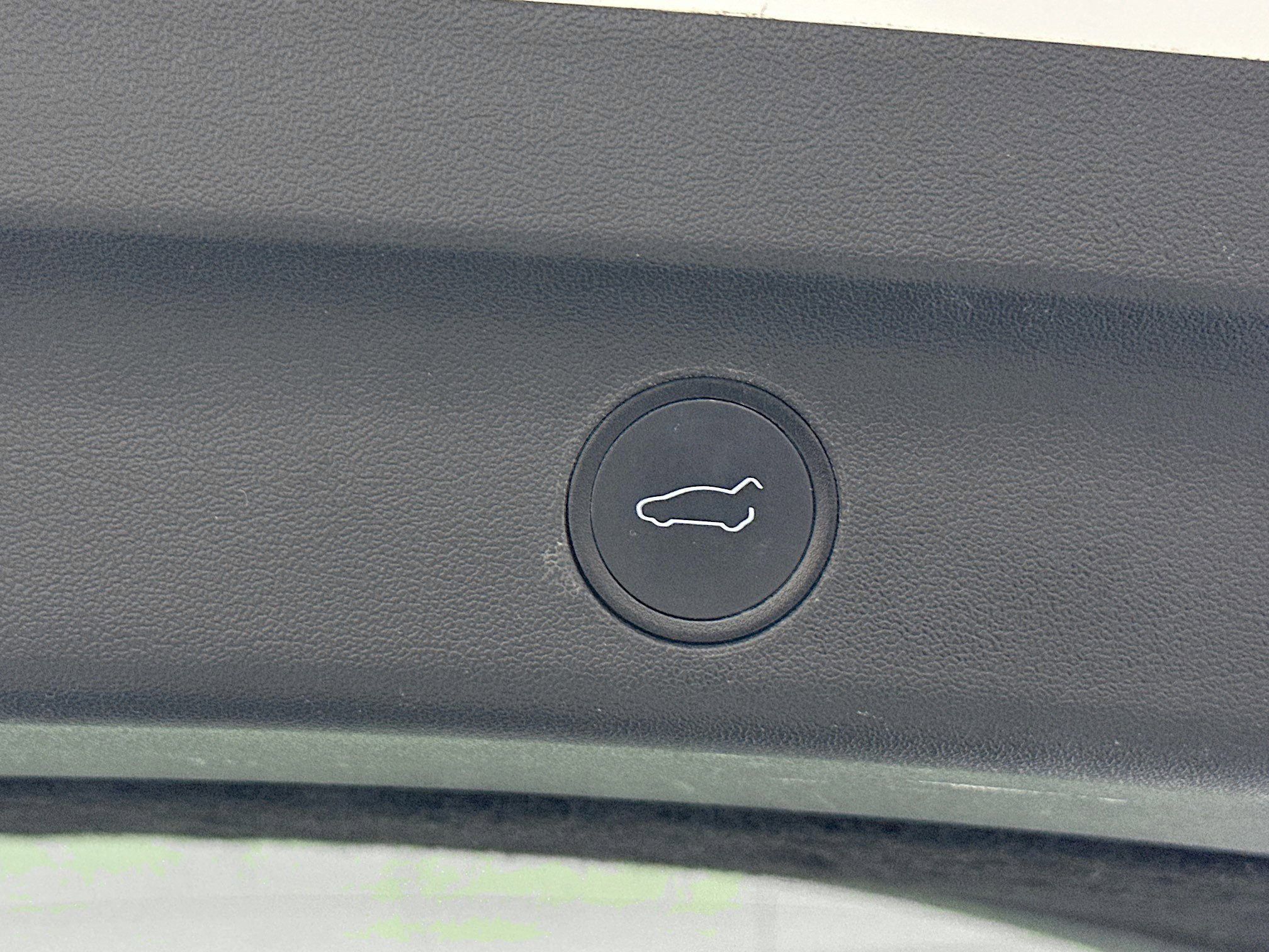 Used 2022 Tesla Model Y Performance image 30