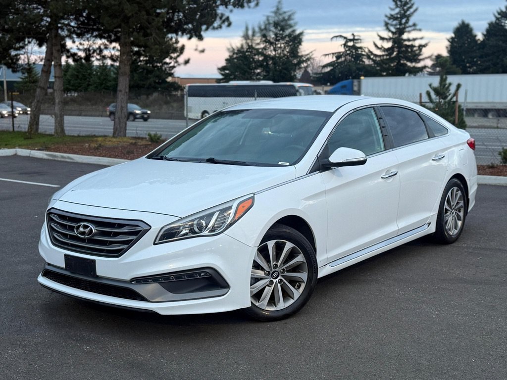 Used 2015 Hyundai Sonata Sport w/ Option Group 04 FWD image 1