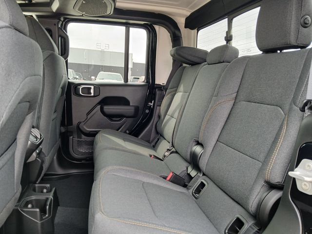 New 2026 Jeep Gladiator Sport AWD/4WD image 12