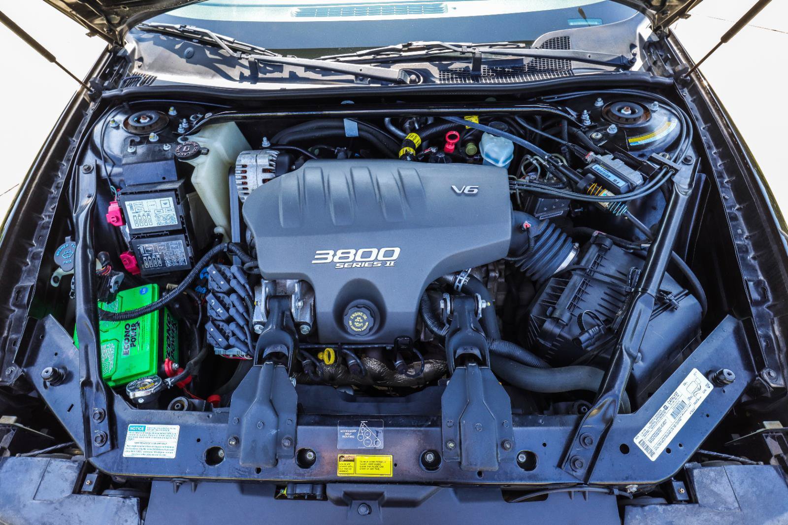 Used 2001 Chevrolet Monte Carlo SS w/ Preferred Equipment Group FWD image 14