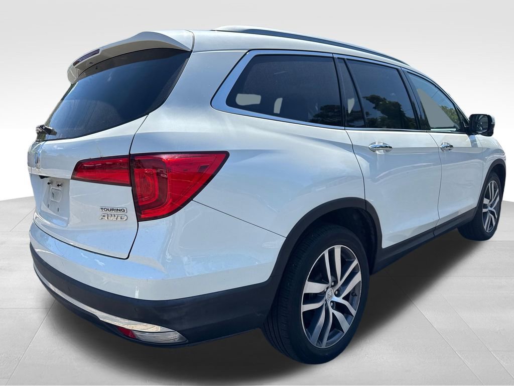 Used 2016 Honda Pilot Touring image 5