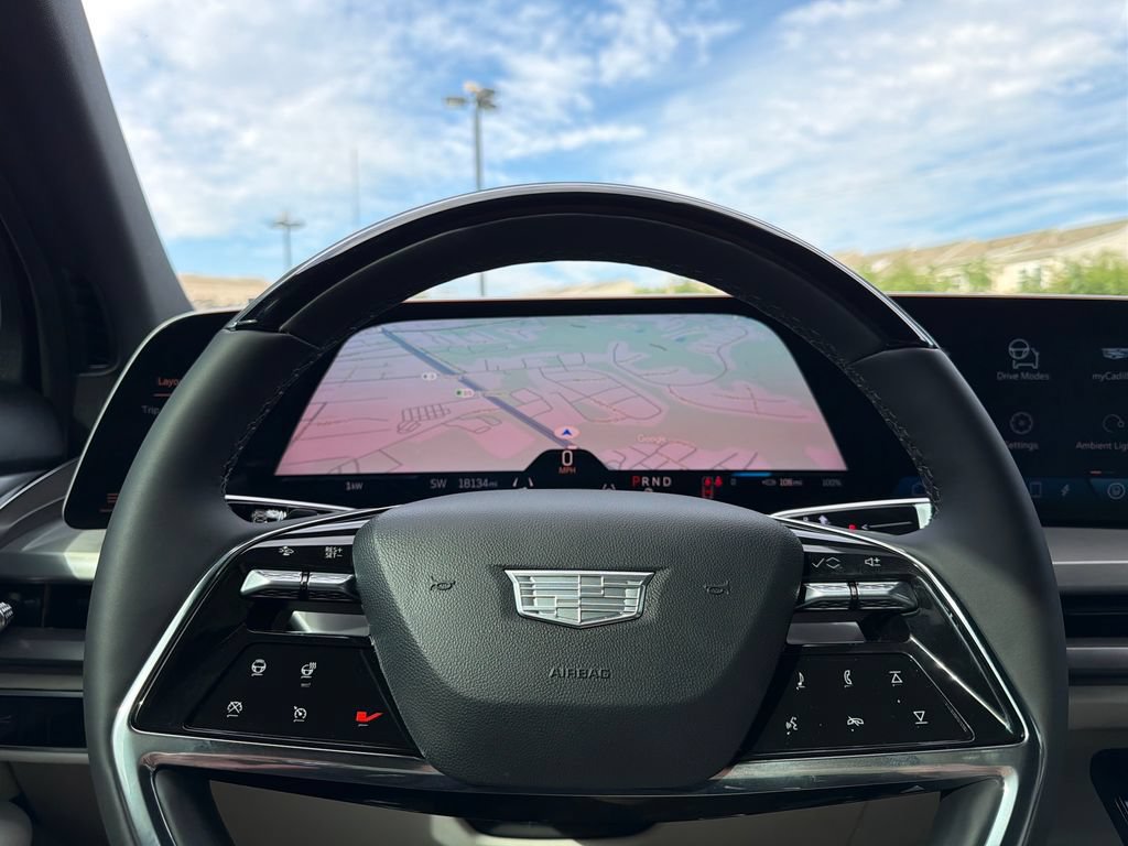Certified 2026 Cadillac Vistiq Sport AWD/4WD image 4
