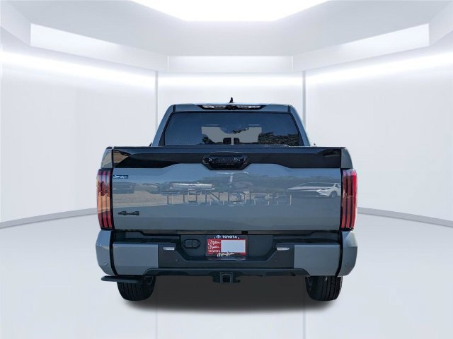 Used 2024 Toyota Tundra Platinum AWD/4WD image 9