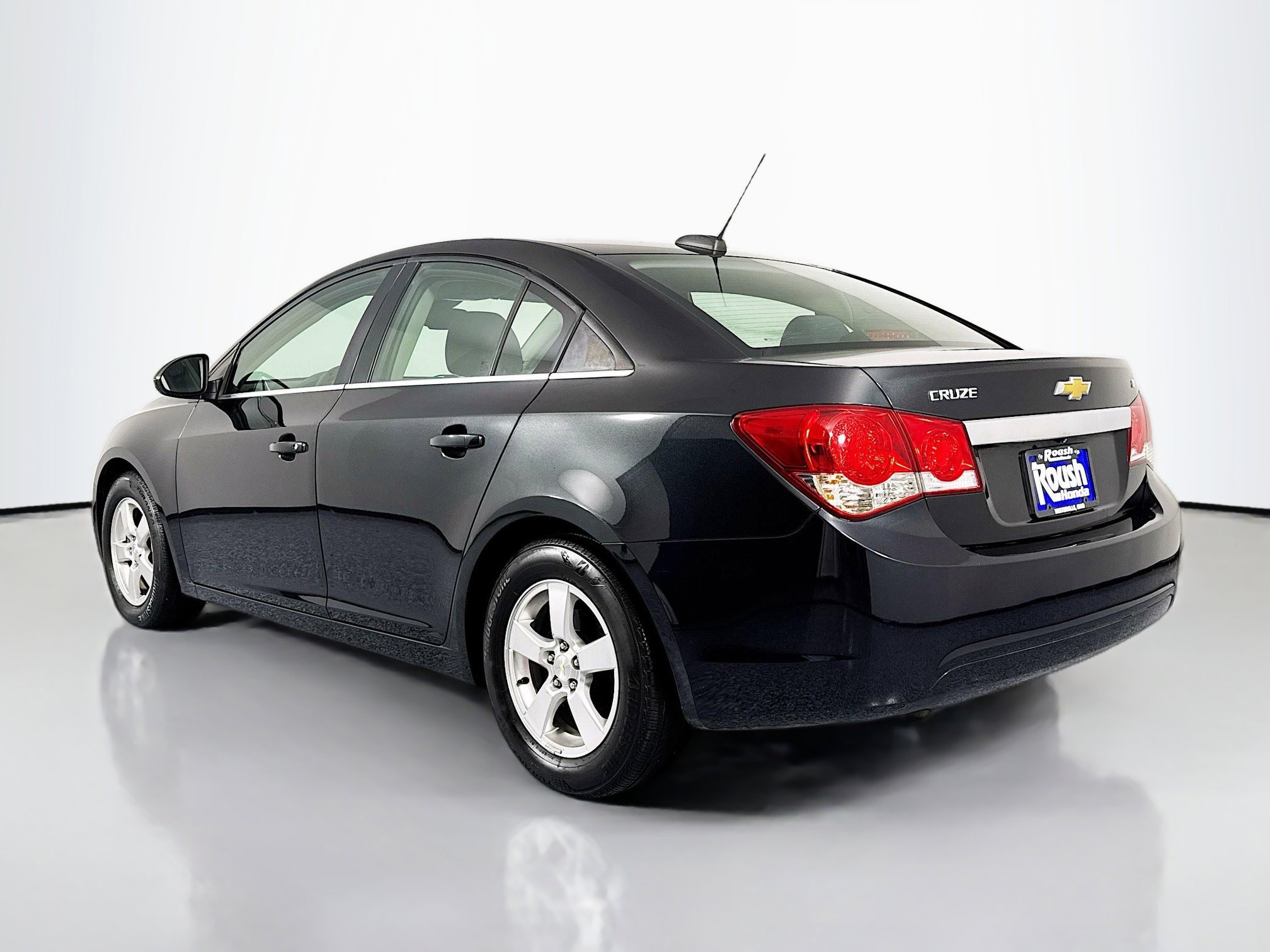 Used 2016 Chevrolet Cruze LT image 7
