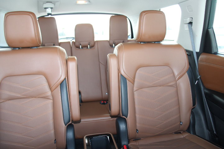 Used 2023 Nissan Pathfinder Platinum image 25