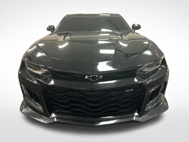 Used 2017 Chevrolet Camaro ZL1 RWD image 8