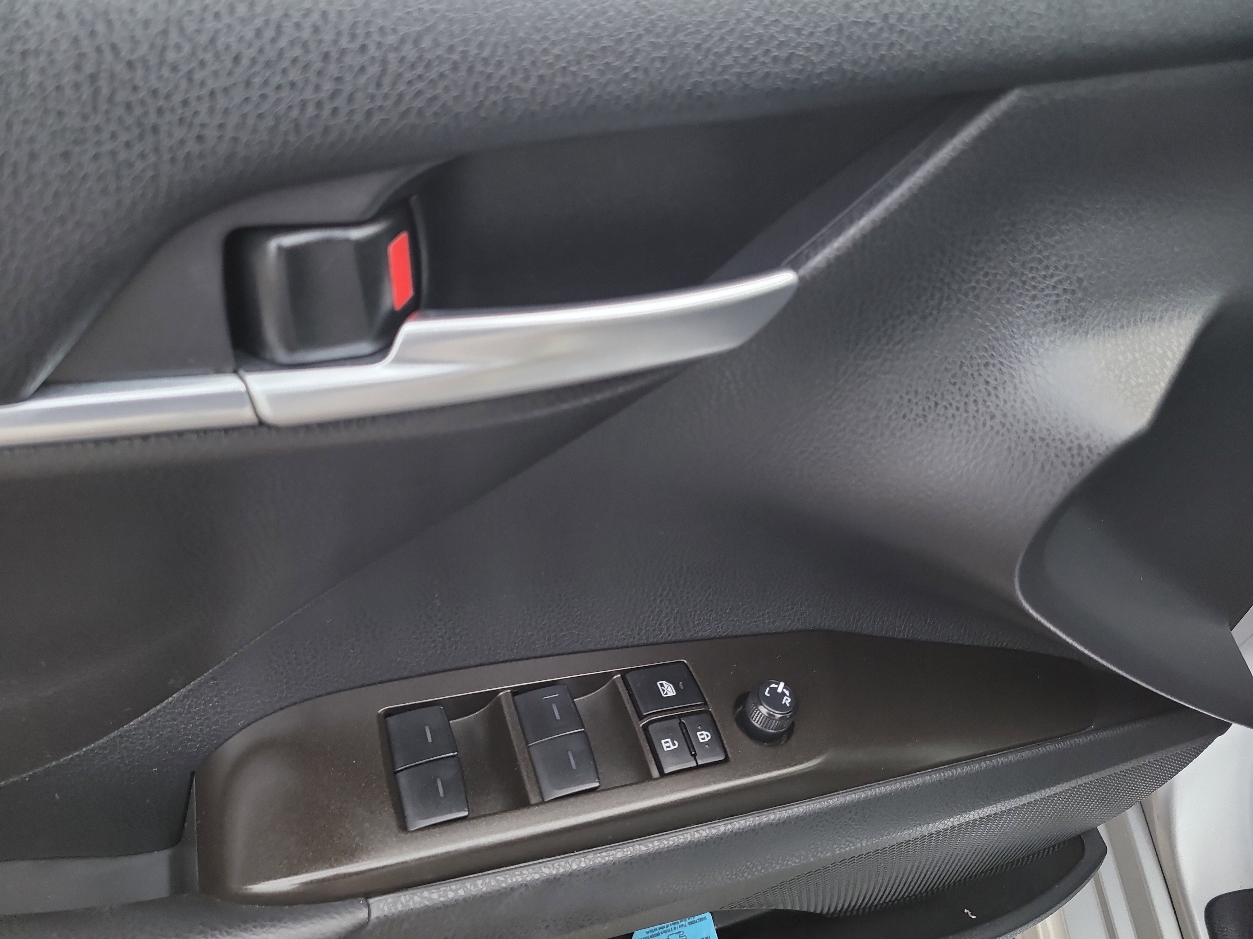 Used 2024 Toyota Camry SE image 16