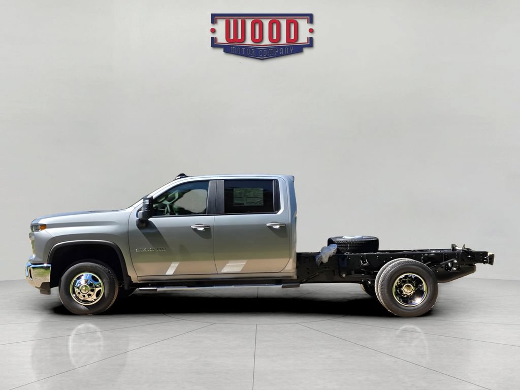 New 2026 Chevrolet Silverado 3500 LT w/ Convenience Package AWD/4WD image 3