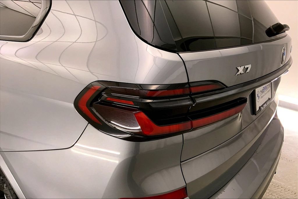 Certified 2024 BMW X7 M60i w/ Executive Package AWD/4WD image 28