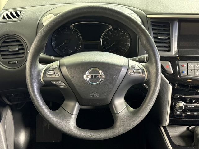 Used 2015 Nissan Pathfinder S image 25