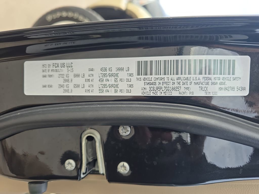 Used 2016 RAM 2500 Longhorn w/ Cold Weather Group image 36