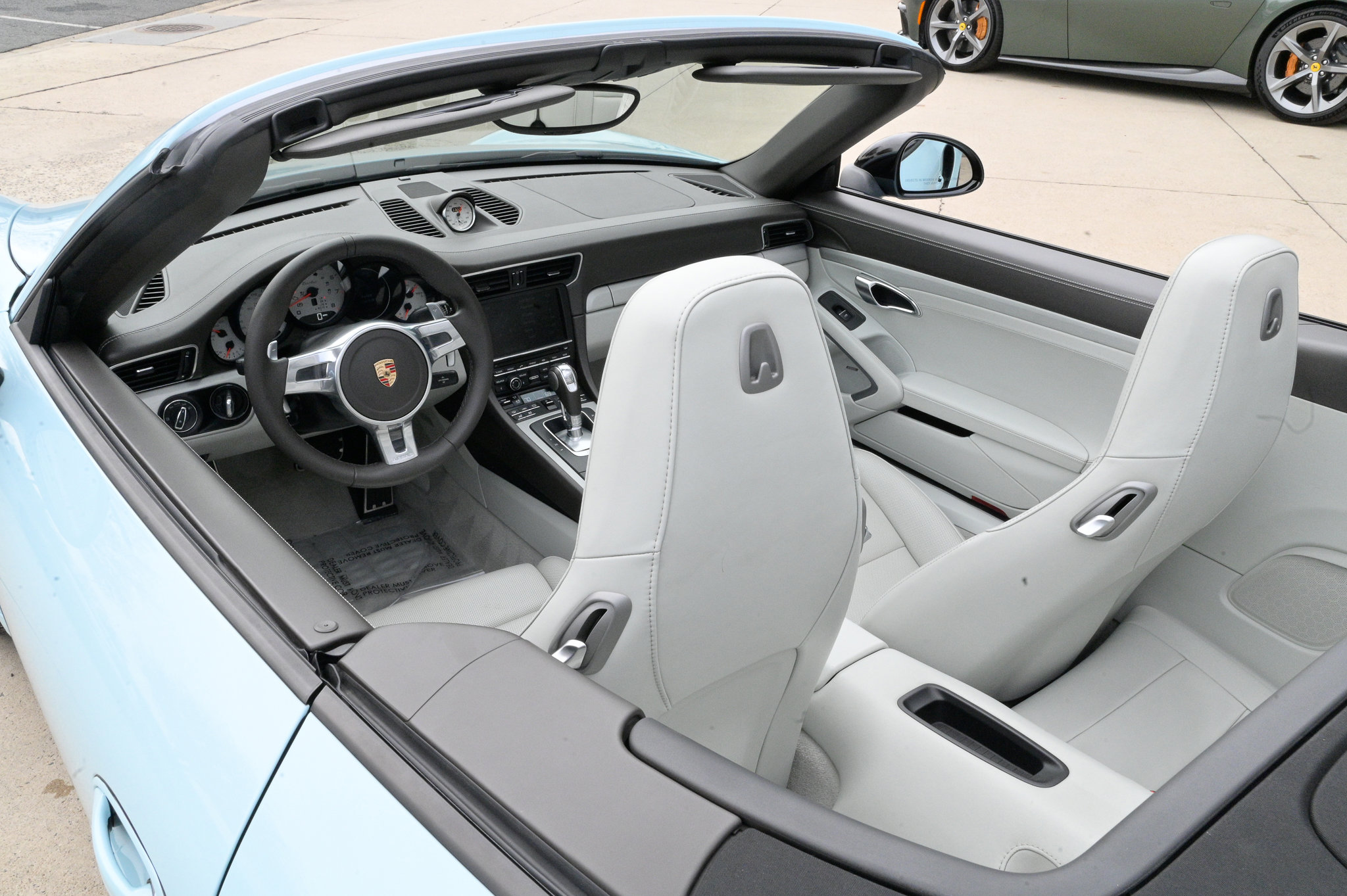 Used 2015 Porsche 911 Turbo image 55