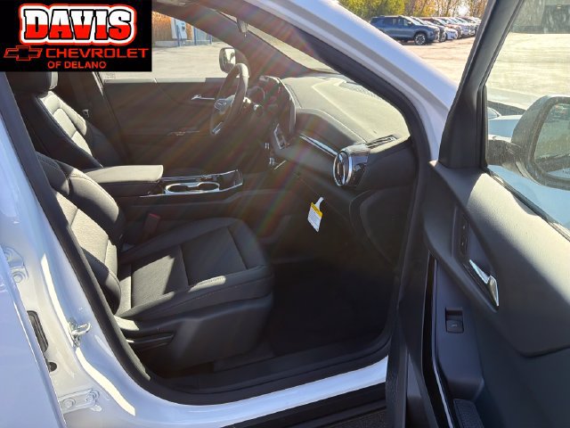 New 2027 Chevrolet Equinox LT w/ Convenience Package II AWD/4WD image 18