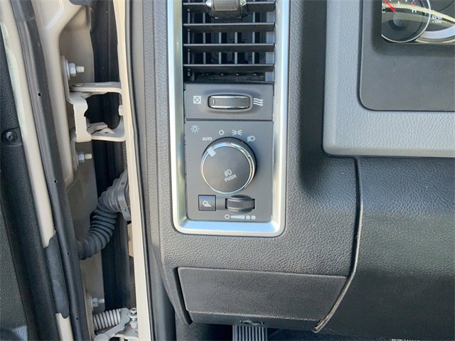 Used 2019 RAM 1500 Classic Warlock w/ Electronics Group image 16