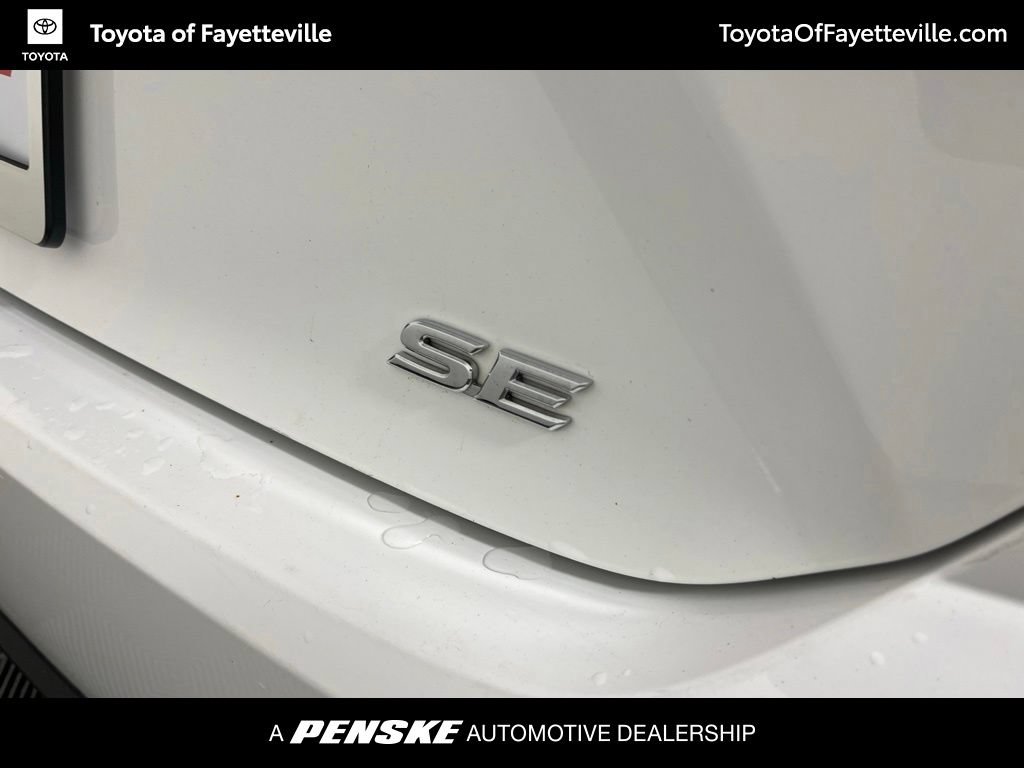 Certified 2025 Toyota Camry SE FWD image 4