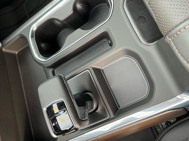 Used 2024 Chevrolet Silverado 1500 High Country AWD/4WD image 15
