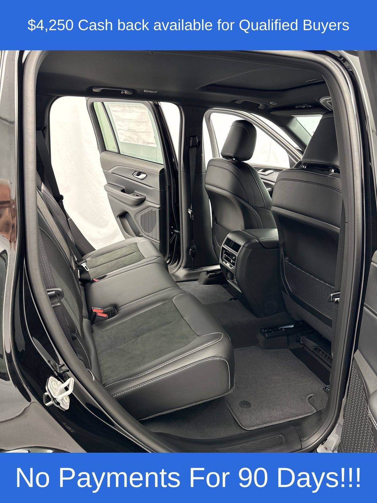 New 2025 Jeep Grand Cherokee Altitude image 30