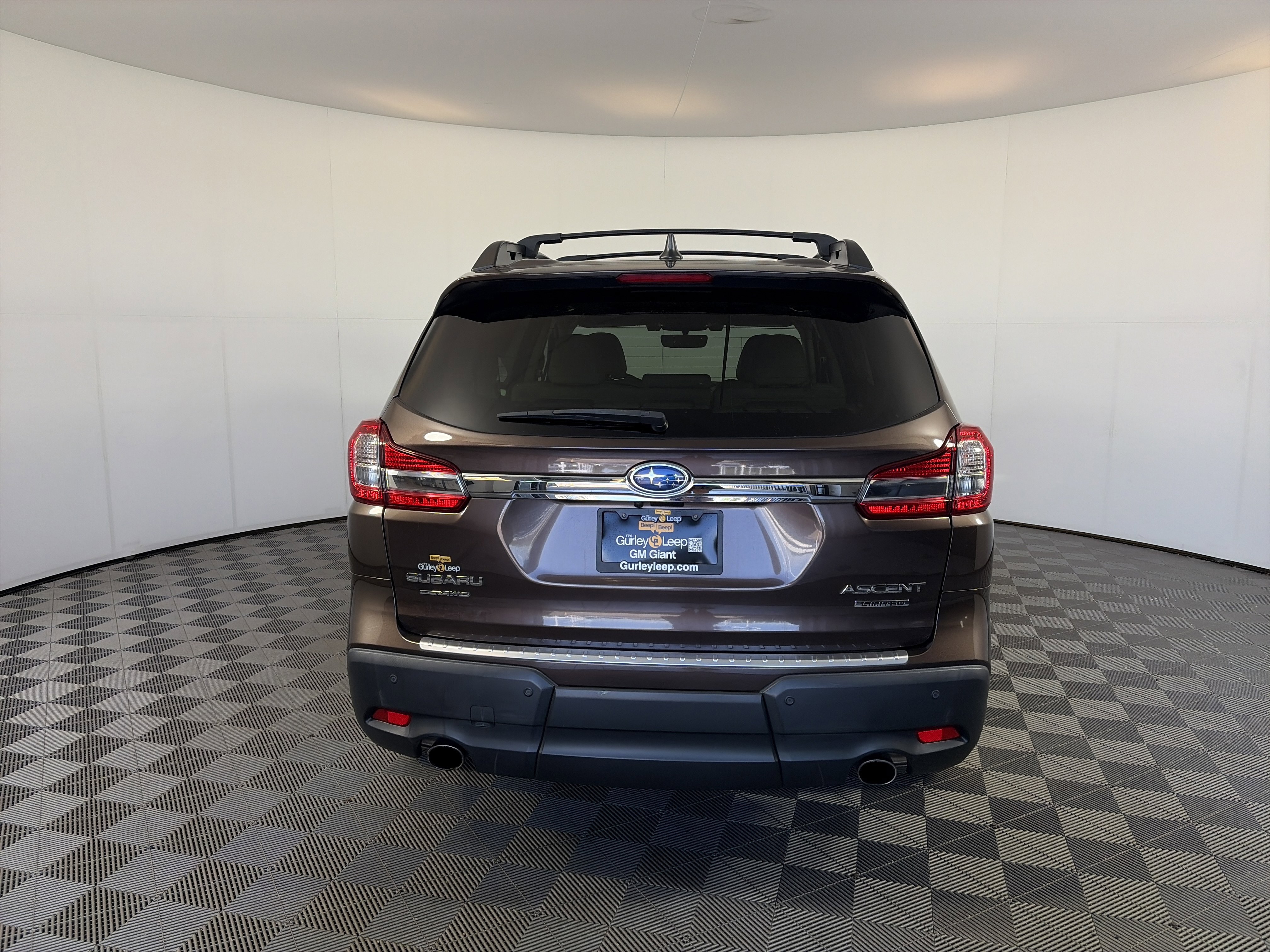 Used 2019 Subaru Ascent Limited w/ Popular Package #3 AWD/4WD image 10