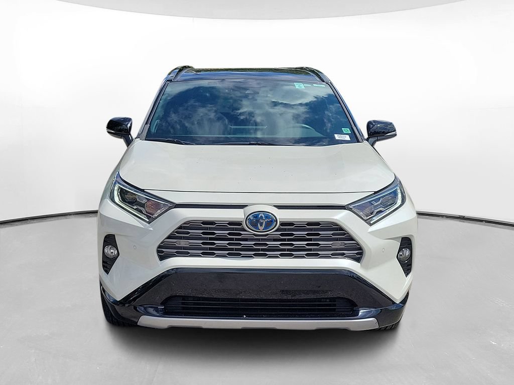 Certified 2020 Toyota RAV4 XSE AWD/4WD image 2