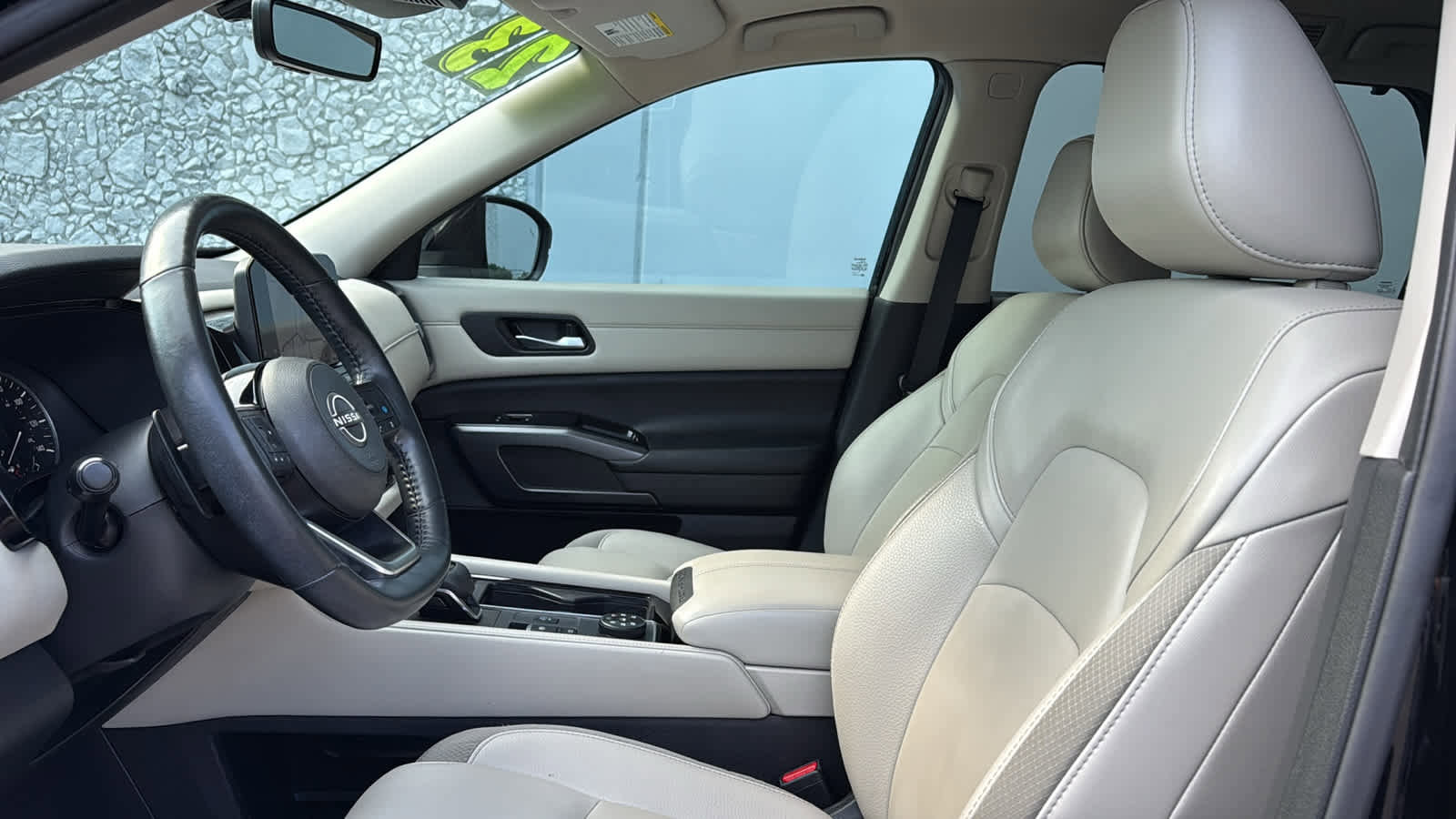 Certified 2023 Nissan Pathfinder SL image 15