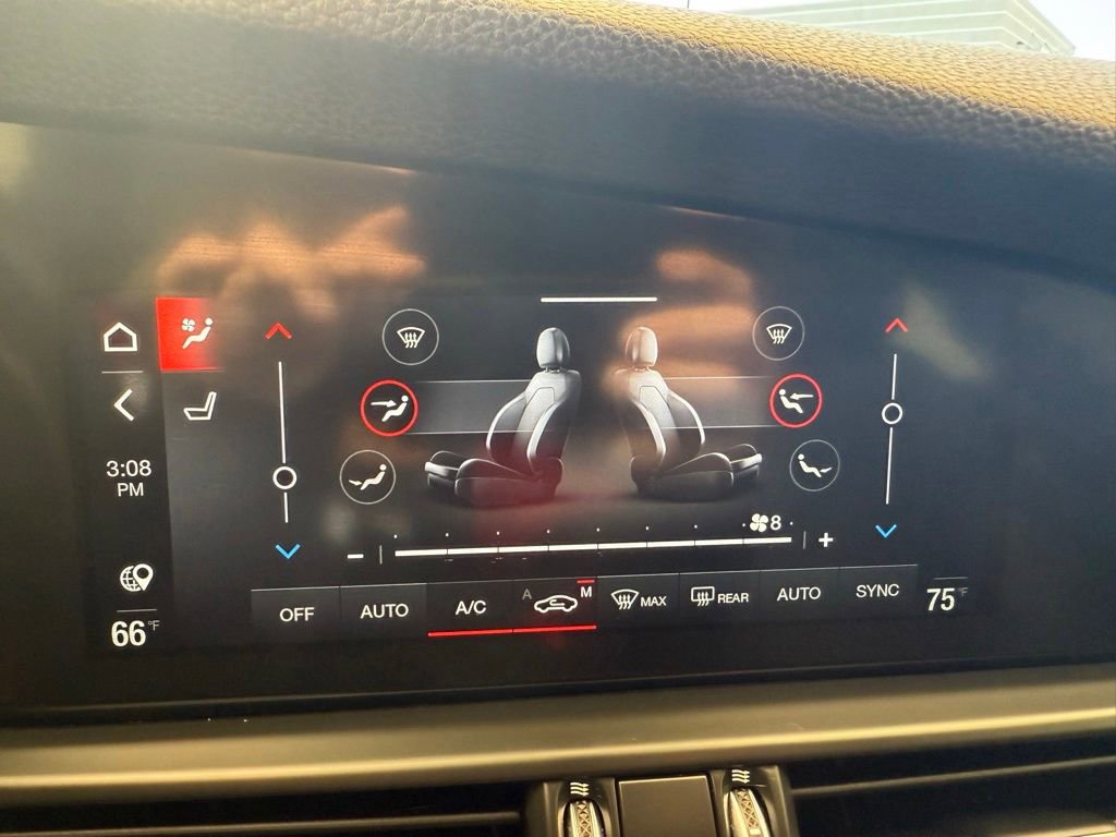 New 2025 Alfa Romeo Giulia RWD image 40