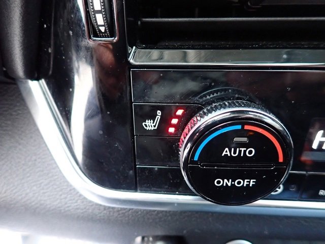 Used 2022 Nissan Rogue SL w/ SL Premium Package image 26