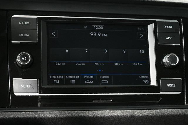 Used 2021 Volkswagen Jetta SE image 13